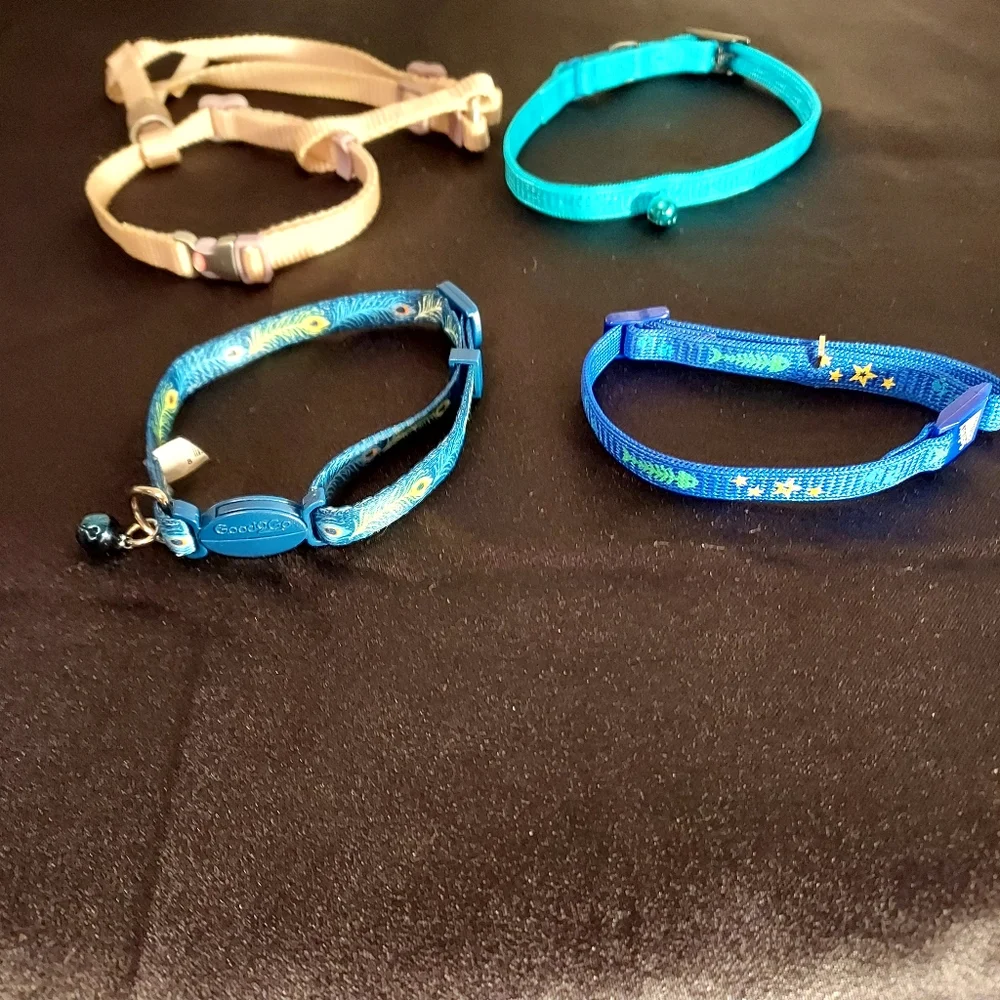 NEW-3 Cat Collars & 1 harness